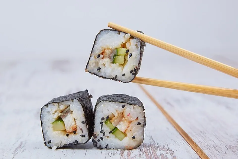 SHINKANSEN SUSHI